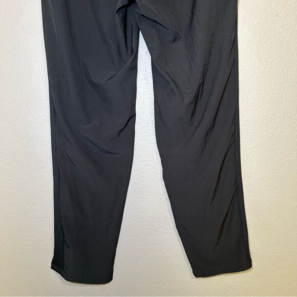 Quince Performance Tech Black Ankle Pants Women’s Size Medium - Picture 9 of 12